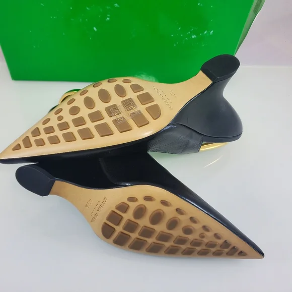 NWT$2,300 Bottega Veneta Punta Slingback Leather Wedge Pumps Sz 40.5 (10.5) - Picture 12 of 16